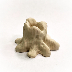 Гипсовый пень