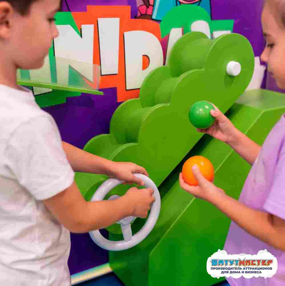 Интерактивная игровая стена «Механическая лаборатория», 3,66×0,5×2,44 м