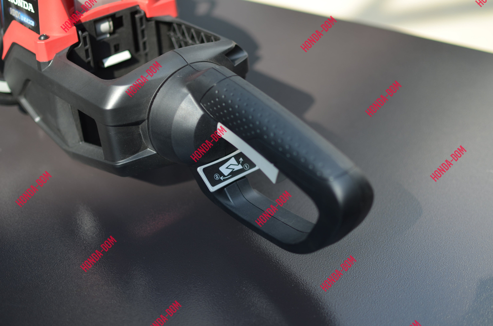 Кусторез Honda HHH 36 AXB