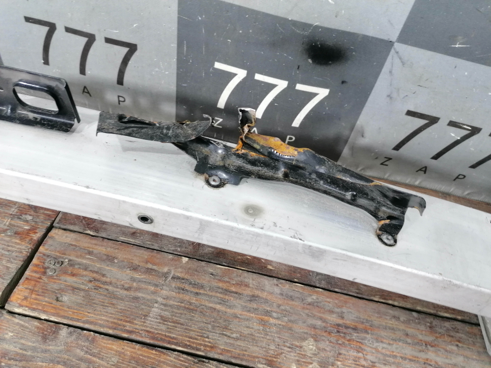 Усилитель переднего бампера Chery Tiggo 4 17-нв Б/У Оригинал 501001549AA