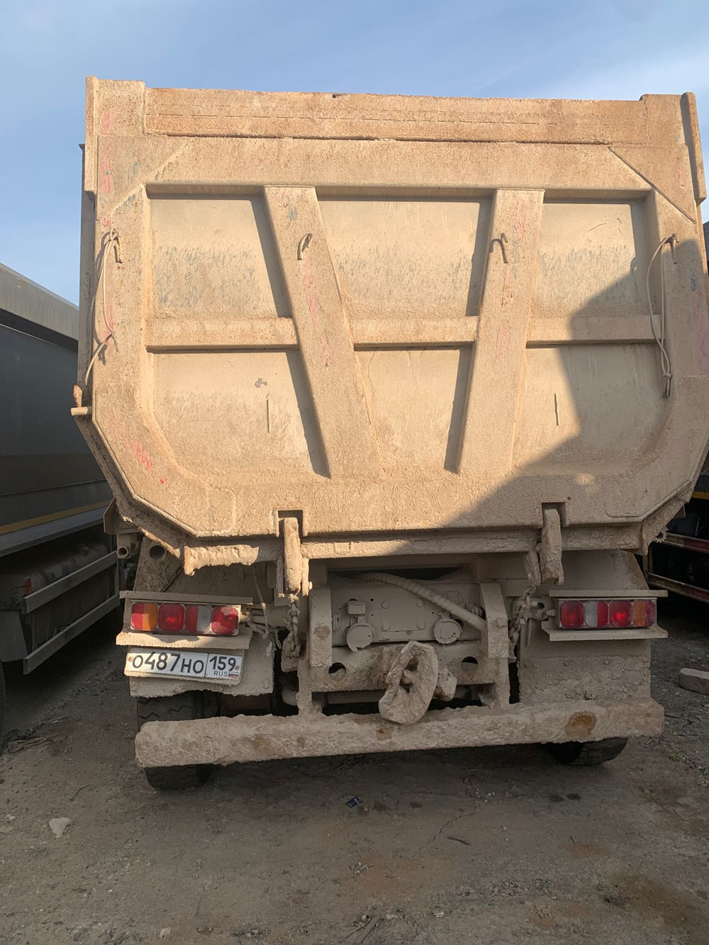 SITRAK C7H 6x4 Самосвал ZZ3256V384ME (Дизельный, 10,5 л, 440 л.с., МТ)