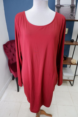 Платье с цепочками на спине 48-50 размер