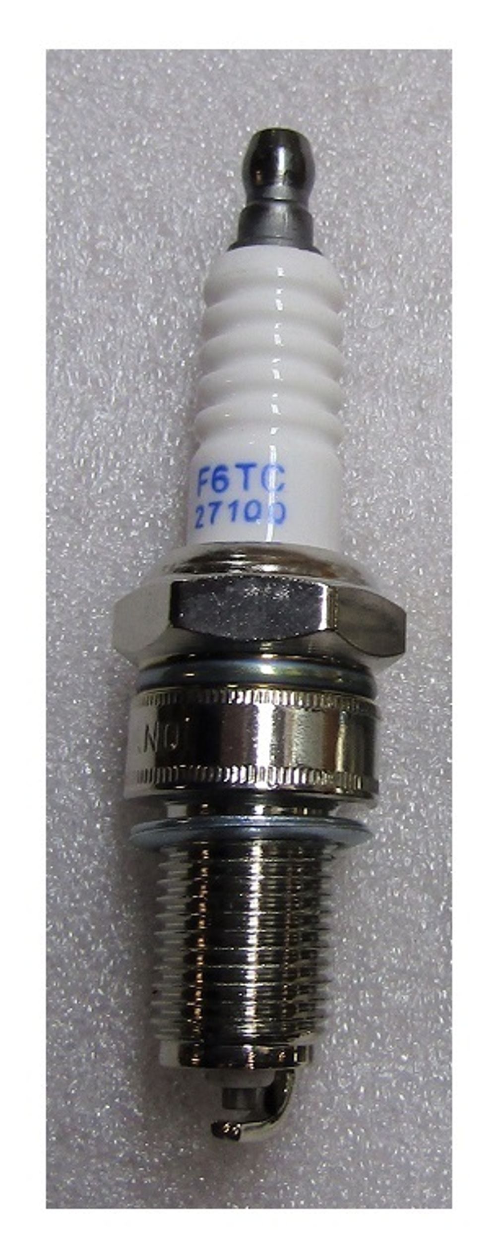 Свеча зажигания SGG10 000/Spark plug, F6TC