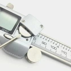 Штангенциркуль электронный цифровой металлический 150 мм