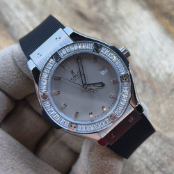 Часы Hublot