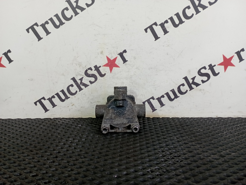 Клапан ускорительный