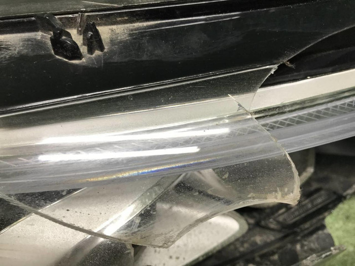 Битая Фара правая Mercedes A W177 (2018-2022) LED