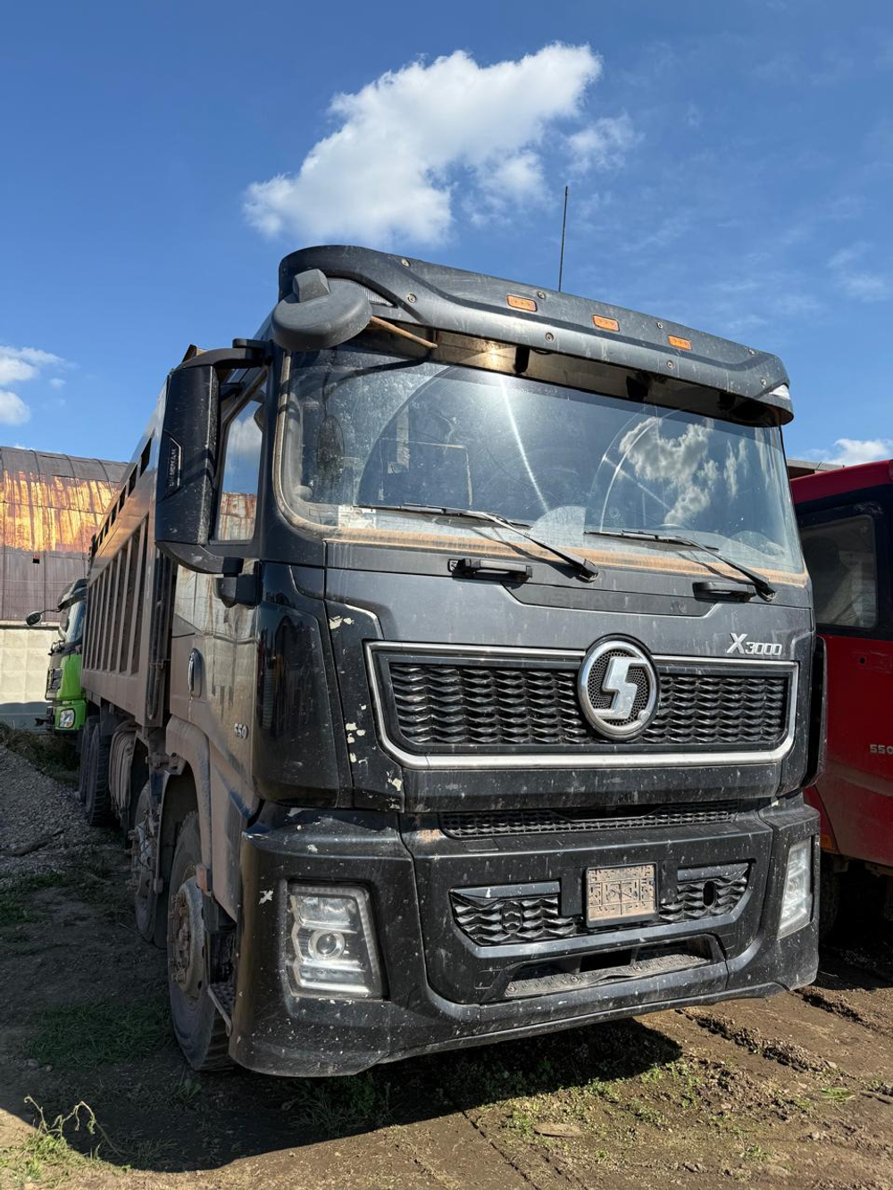 Shacman (Shaanxi) SX* 8x4 Самосвал SX331863366 (Дизельный, 12,5 л, 544 л.с., МТ)