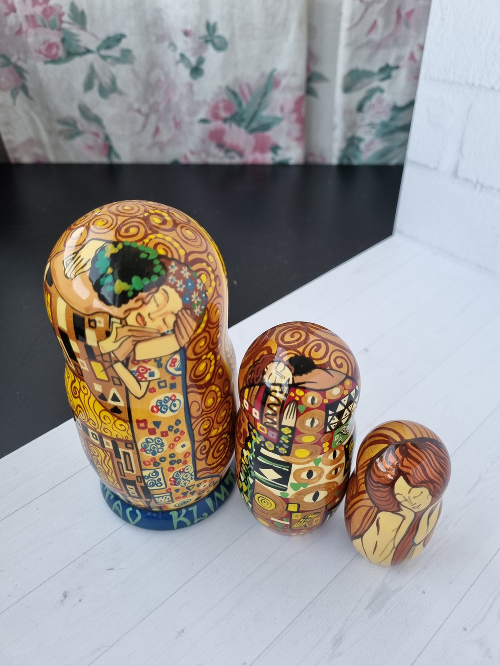 Матрёшка "Поцелуй" Климт 3места 15см
