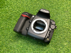 Nikon D700 2.200 кадров