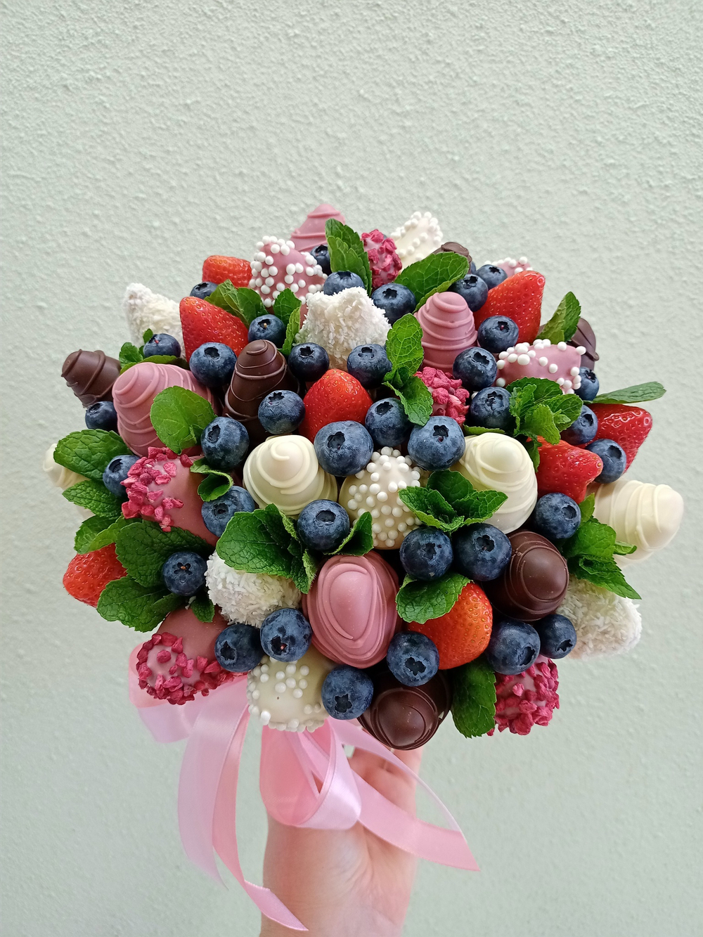 Клубника в шоколаде "Нежное послание"