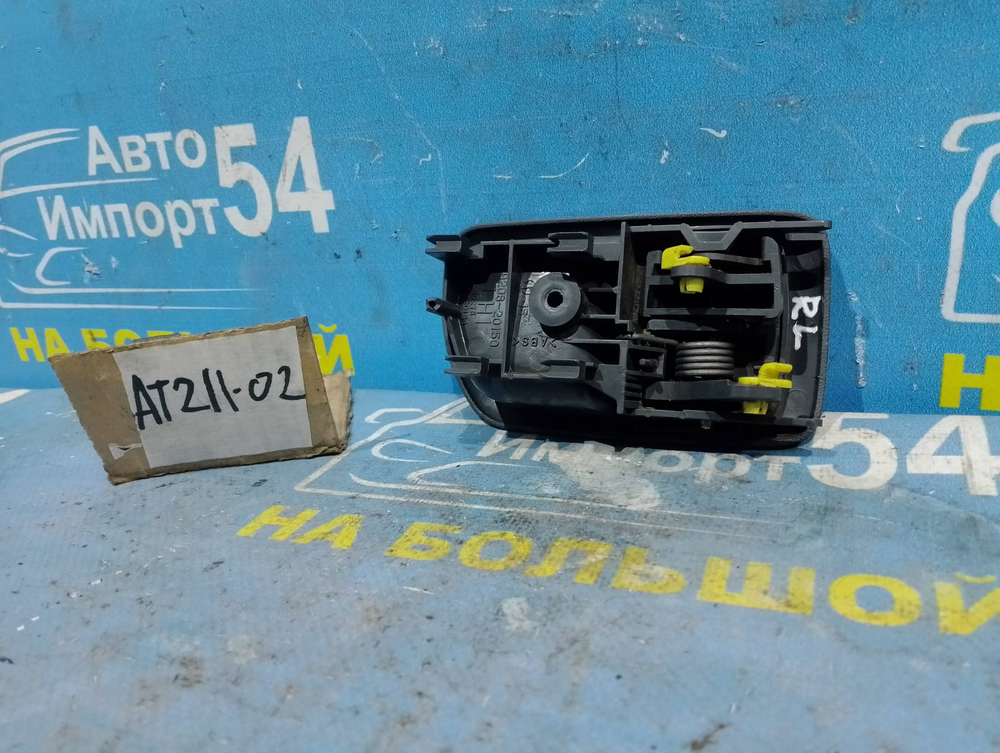 Ручка двери задней левой салонная TOYOTA CARINA 1997