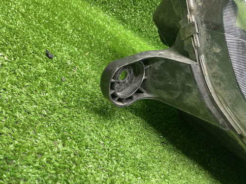 Фара правая Renault Logan 2 (2018-2022) галоген