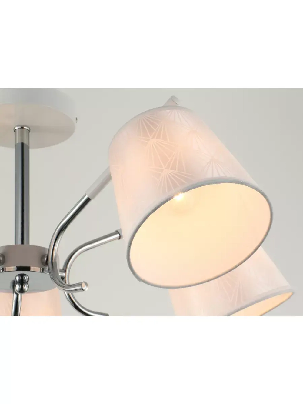 Люстра потолочная BORO  E27*5*60W белый, хром