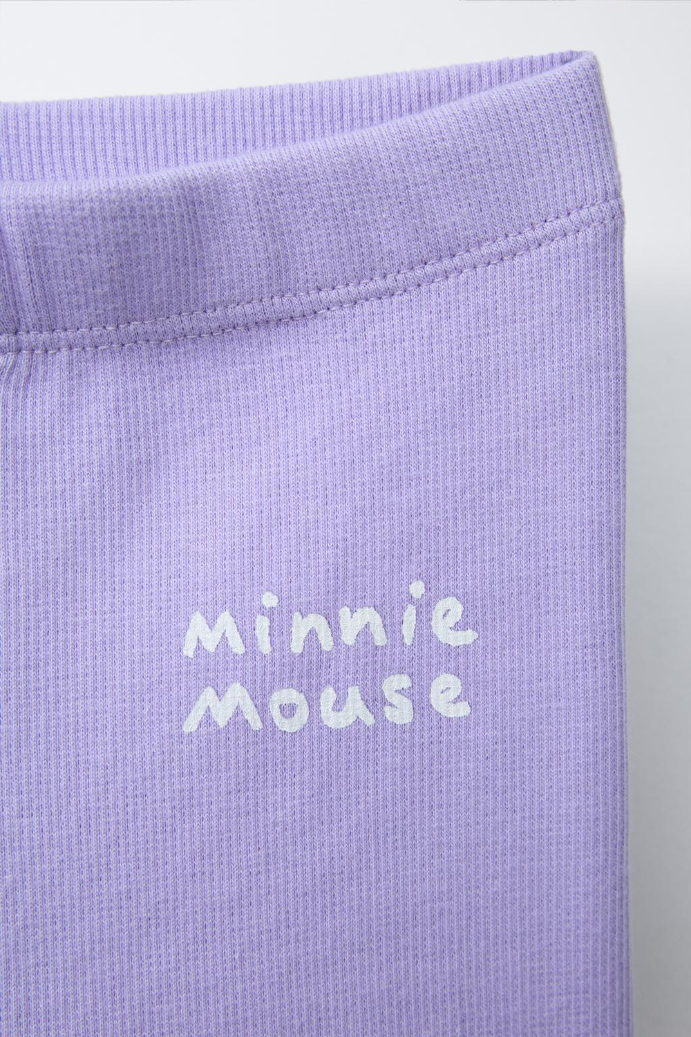 Толстовка и легинсы с принтом minnie mouse © disney