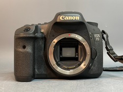 Canon EOS 7D 30.600 кадров