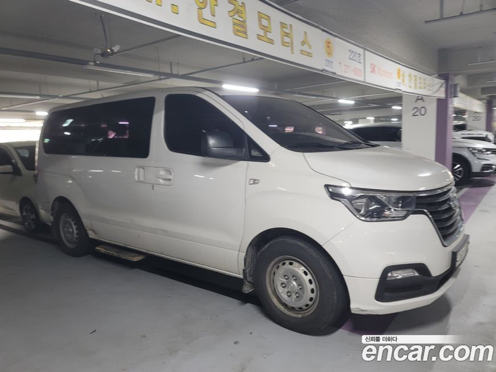 Hyundai The New Grand Starex Wagon 12인승 (05.2020)