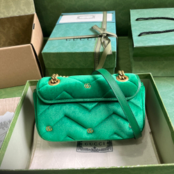 Gucci Marmont 22 cm