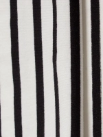 Футболка для девочки в полоску