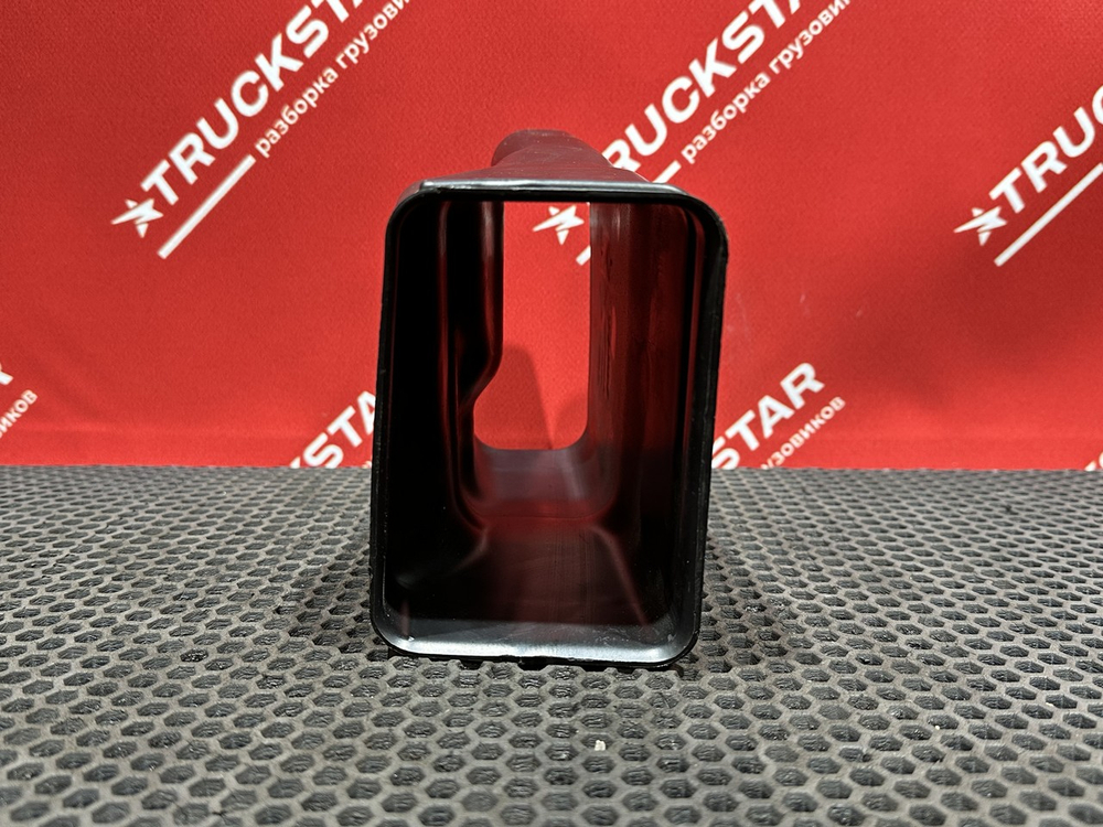 Воздуховод отопителя