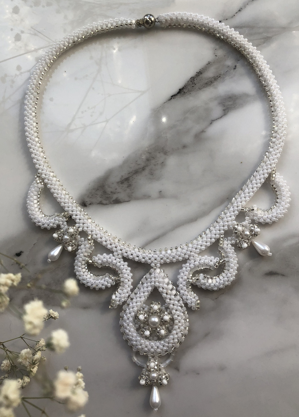 Колье "Восточная сказка" ручной работы из бисера