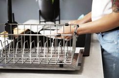 Крыло для мойки съемное OMOIKIRI RE-01-GM(арт.4999018)