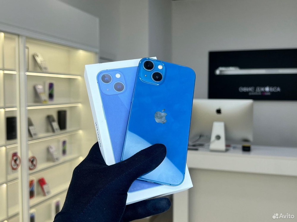 iPhone 13, 256 ГБ б/у