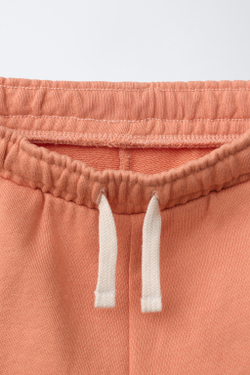ZARA ШОРТЫ ИЗ МЯГКОЙ ТКАНИ С ЛОГОТИПОМ GARMENT DYE, ОРАНЖЕВЫЙ