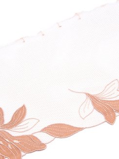 05-133 ОПТ Вышивка на неэл. сетке 18 см, телесный/бежевый (правая)