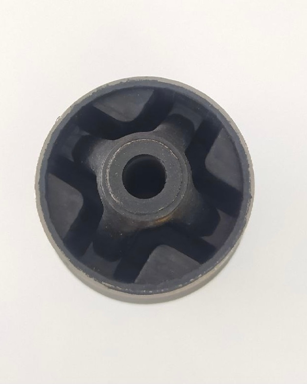 Сайлентблок задней балки Geely арт. 1064001664