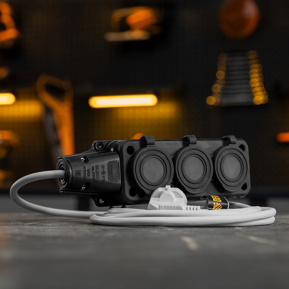 Шнур сетевой Energy Series, ПВС, 3 м, 3 x 1,5 мм, с неразборной вилкой, белый, Denzel