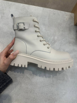 Ботинки из натуральной кожи