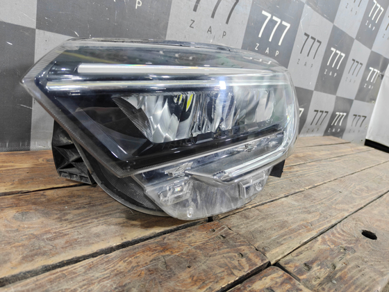 Фара левая LED LADA Vesta NG 22-нв Б/У Оригинал 8450040001