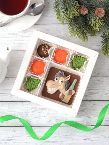 Шоколадный подарочный набор "Новогоднее настроение" #1 с символом года