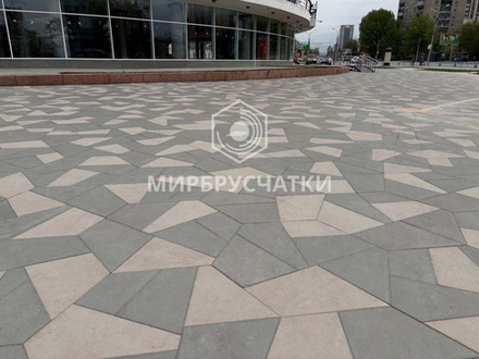 Цирк и Никольская площадь, г.Новосибирск