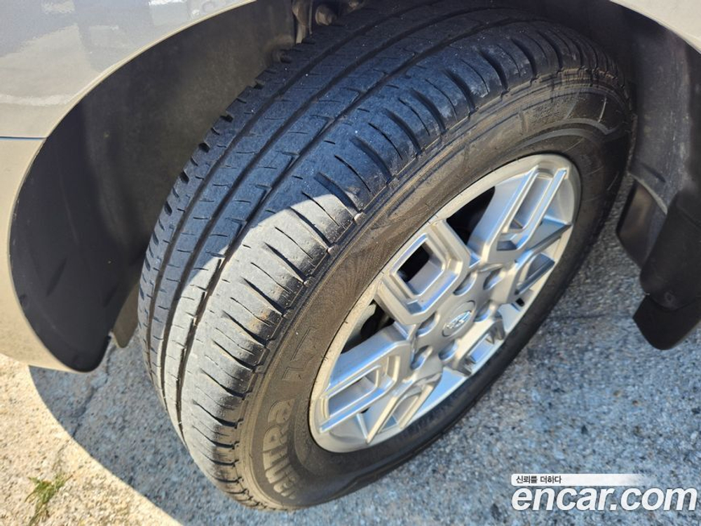 Hyundai Staria Cargo 3-х местный (07.2021)