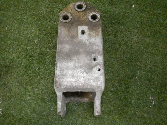 Кронштейн усилителя передний правый BMW 5er F10 (2009-2017)