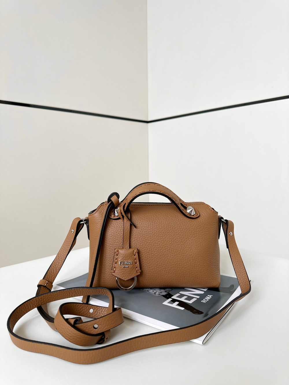 Fendi By The Way Selleria Mini 20 cm