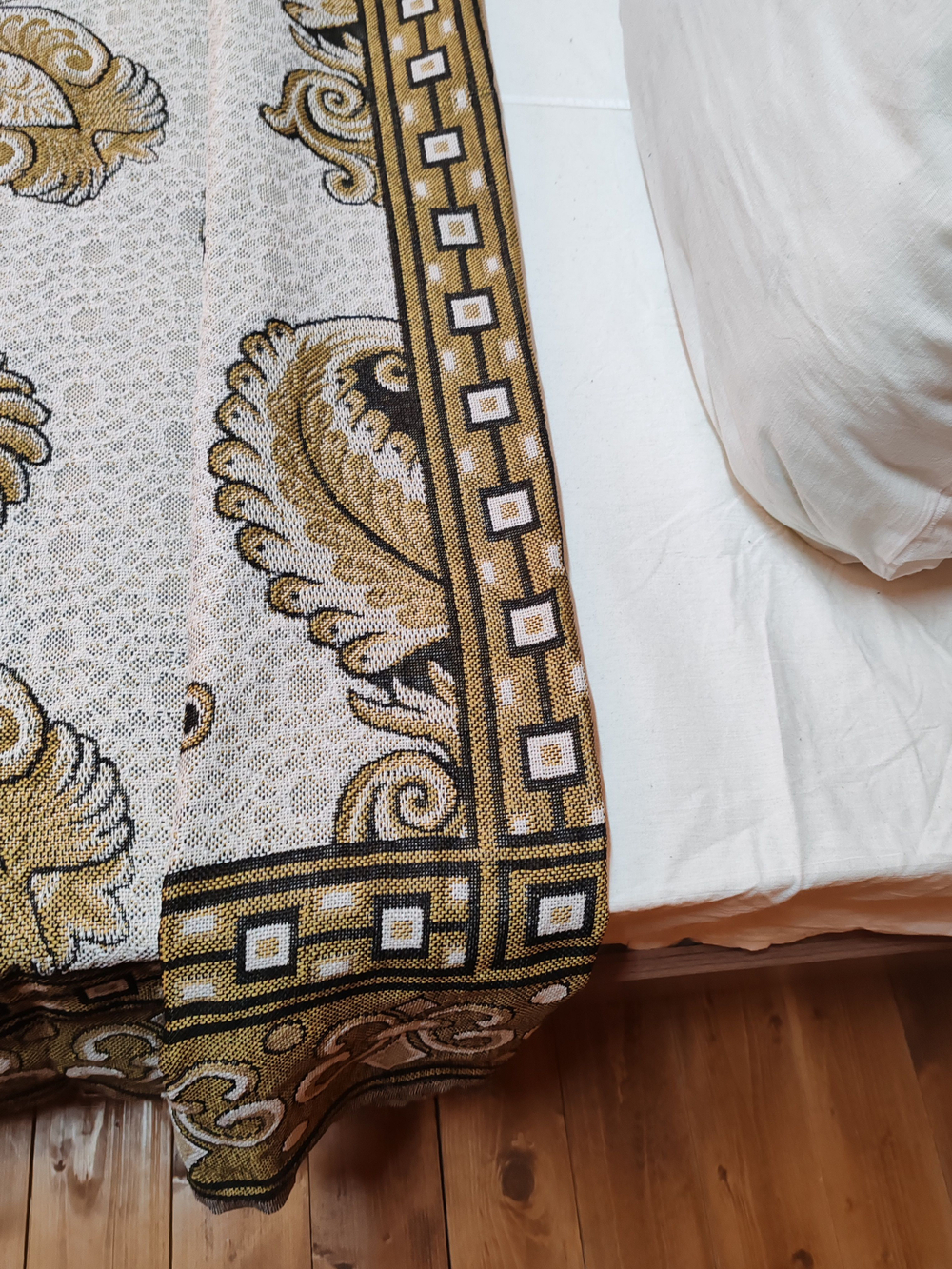 Покрывало на кровать, покрывало 2 спальное, гобелен с размерами: 200x210 см