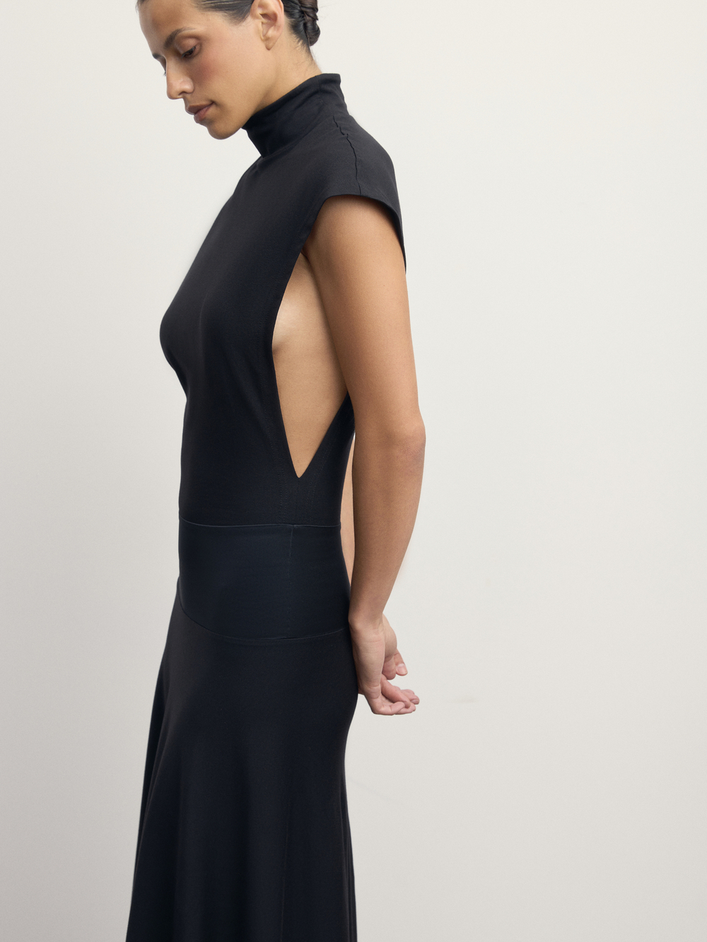 Платье "Black line"