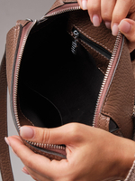 Женская сумка кросс-боди Azaro коричневый какао соло