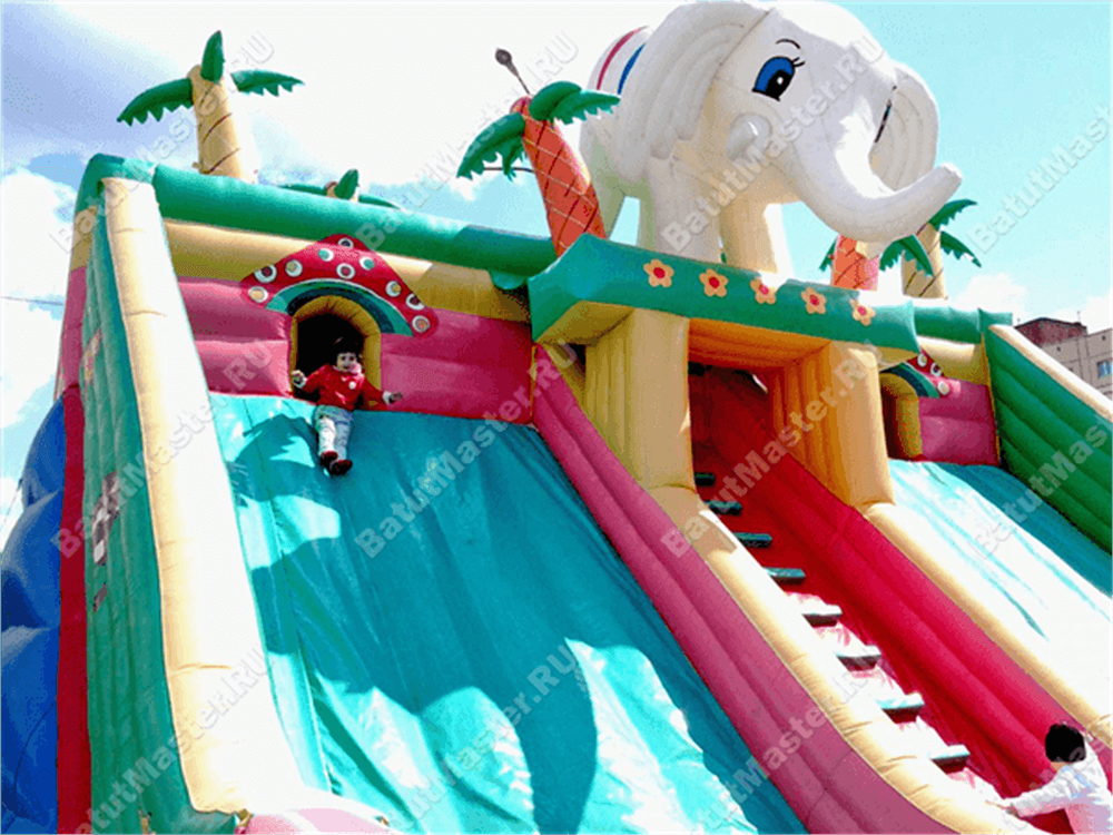 Коммерческий надувной батут "Сафари парк" 12*6*6 м