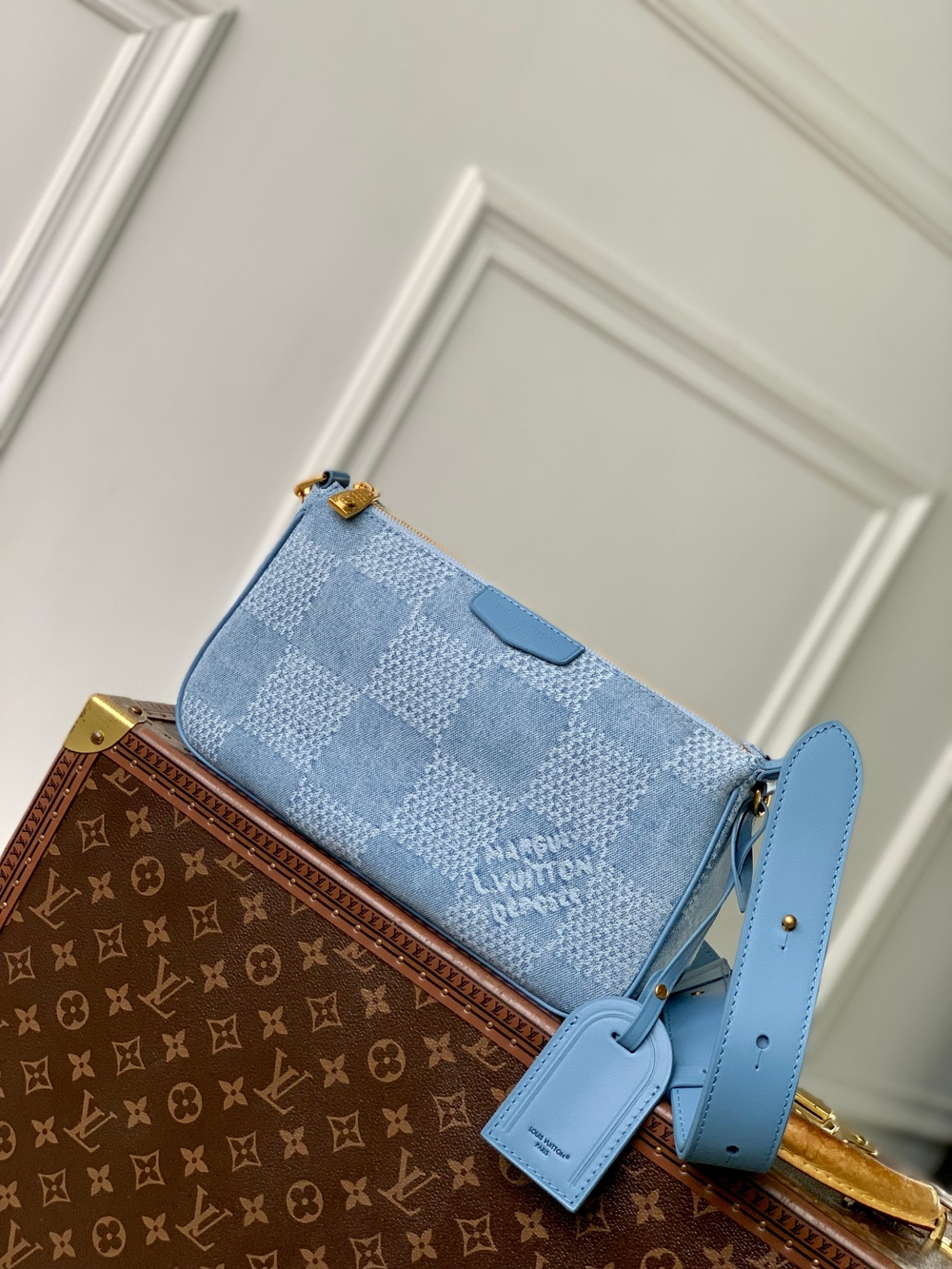 Louis Vuitton Pochette Accessoire XL