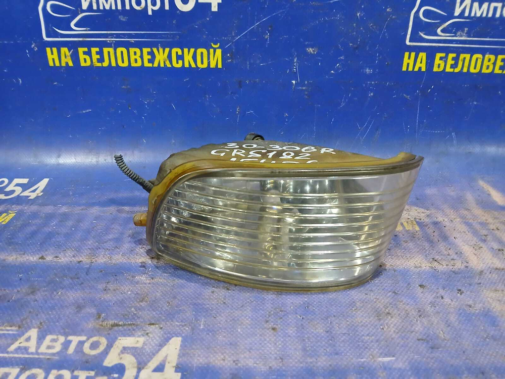 Туманка правая TOYOTA CROWN 2003-2005