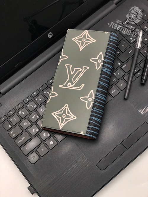 Бумажник Louis Vuitton Brazza