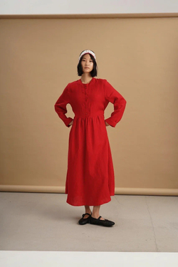 Платье оверсайз из красного льна