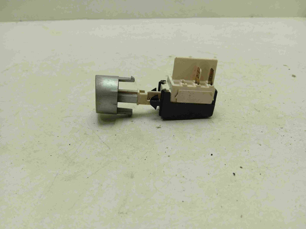 WKB61041PTMSC кт195 Сетевая кнопка для стиральной машины Beko WKB61041PTMSC б/у