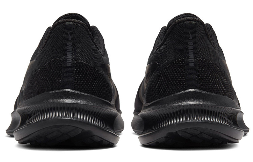 Кроссовки Nike Downshifter 10