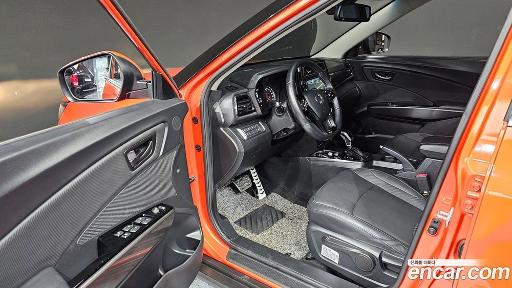 KG Mobility (Ssangyong) Very New Tivoli Бензин 1.5 2WD (06.2020)