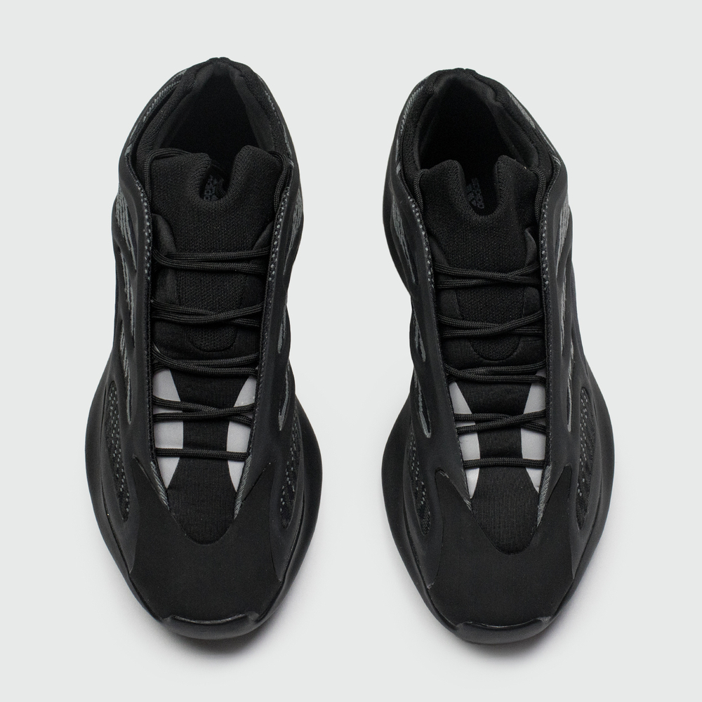 Кроссовки Adidas Yeezy Boost 700 v3 Wmns Alvah